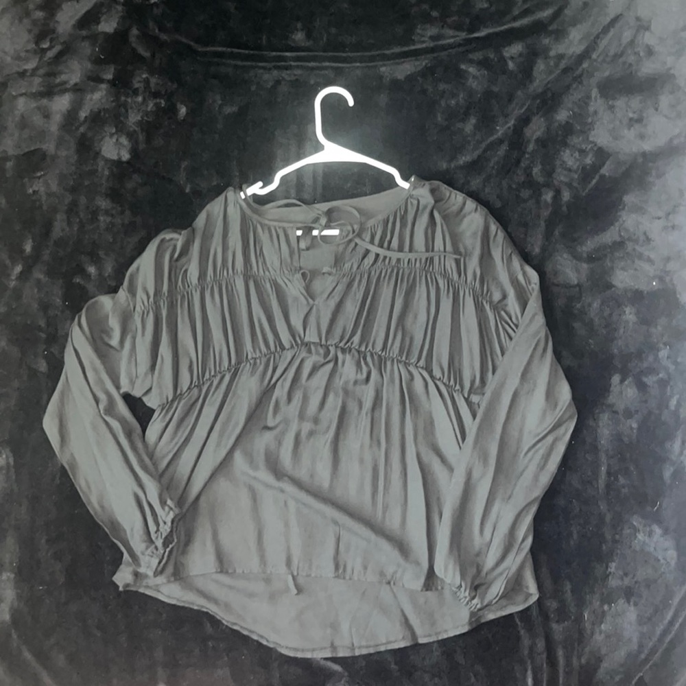 Lose Long Sleeve Blouse